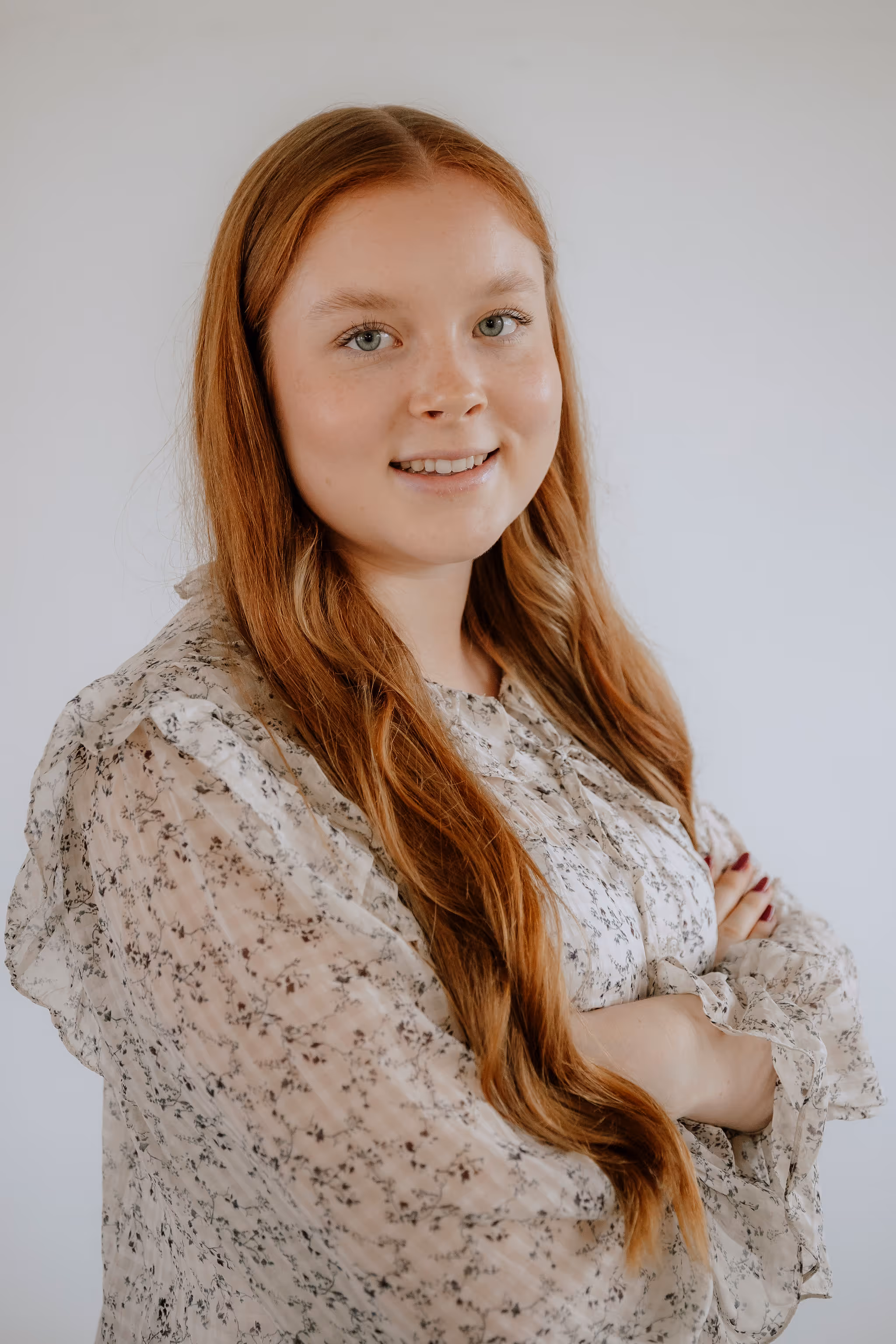 Portrait von Karina Arnold, duales Studium mit Schwerpunkt Steuerrecht