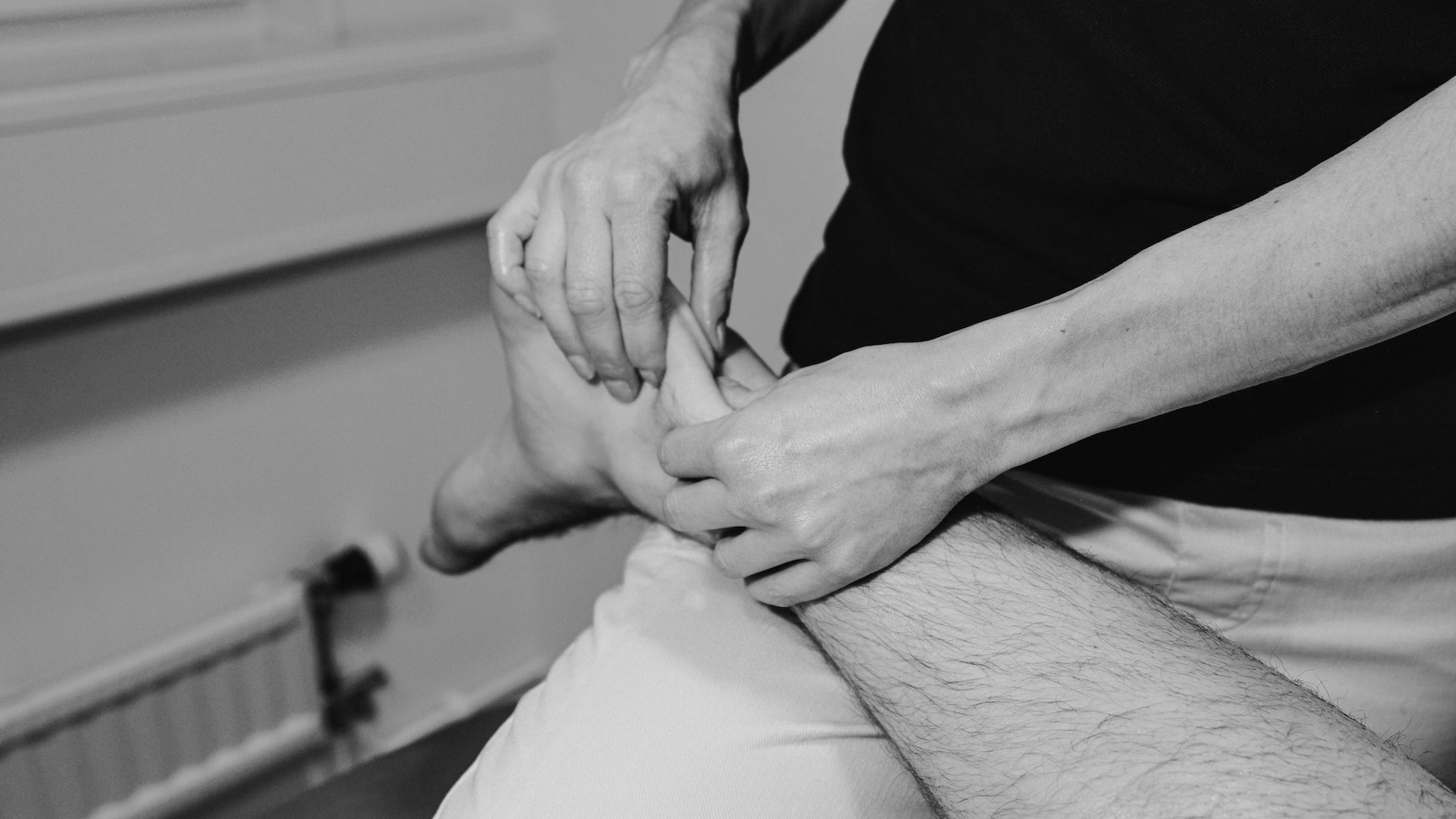 Naprapatbehandling av ont i hälsenan