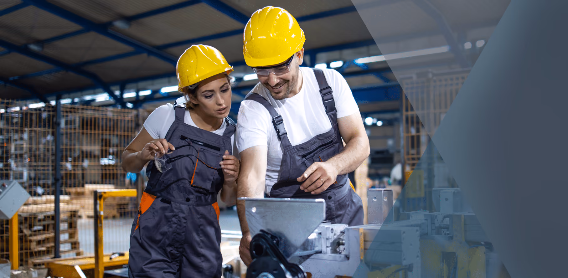 Frontline-Trend 2023: Mehr Karrieremöglichkeiten für gewerbliche Mitarbeitende