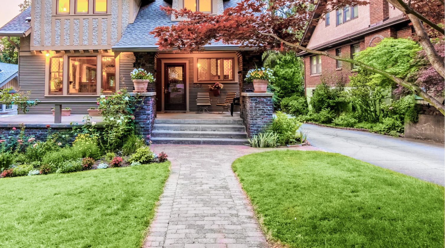 Light up your landscape: 8 interesting ideas for a gorgeous garden design