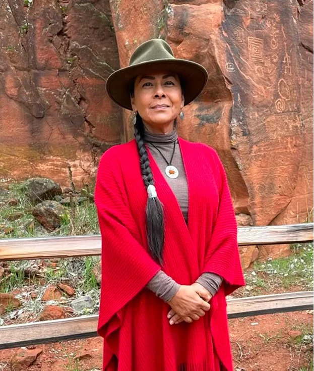 Gentle Thunder energy healer in Sedona offering spiritual healing and intuitive sessions