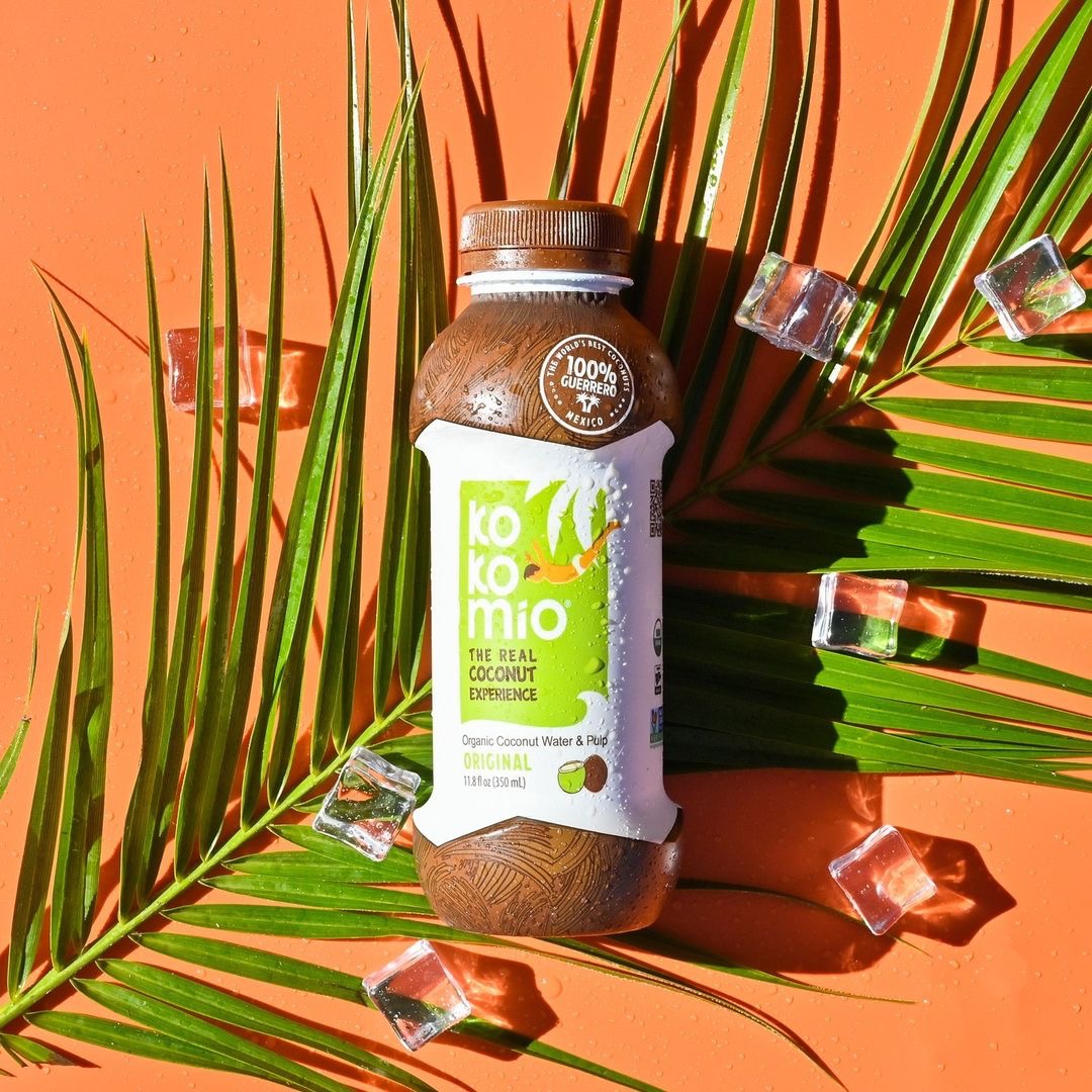 image of job applicants in a discussion (for a medical clinic)