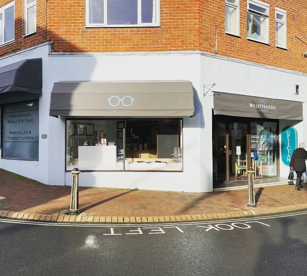 Willetts & Doig Optometrists storefront location offering professional family eye care, spectacles and contact lenses