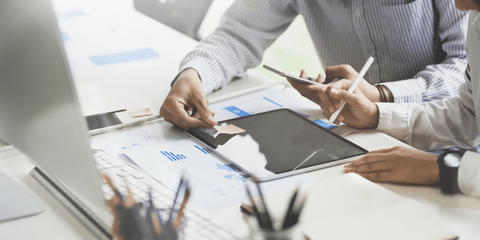  Start a Jewelry Business in Dubai