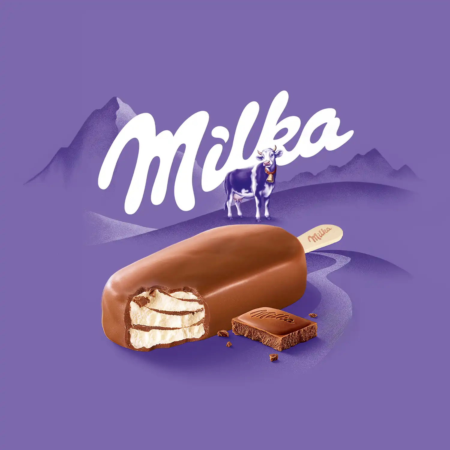 Een Milka-ijsje met chocoladevulling en een stukje Milka-chocolade, met een paarse koe en de Milka-tekst op een paarse achtergrond met berglandschap.