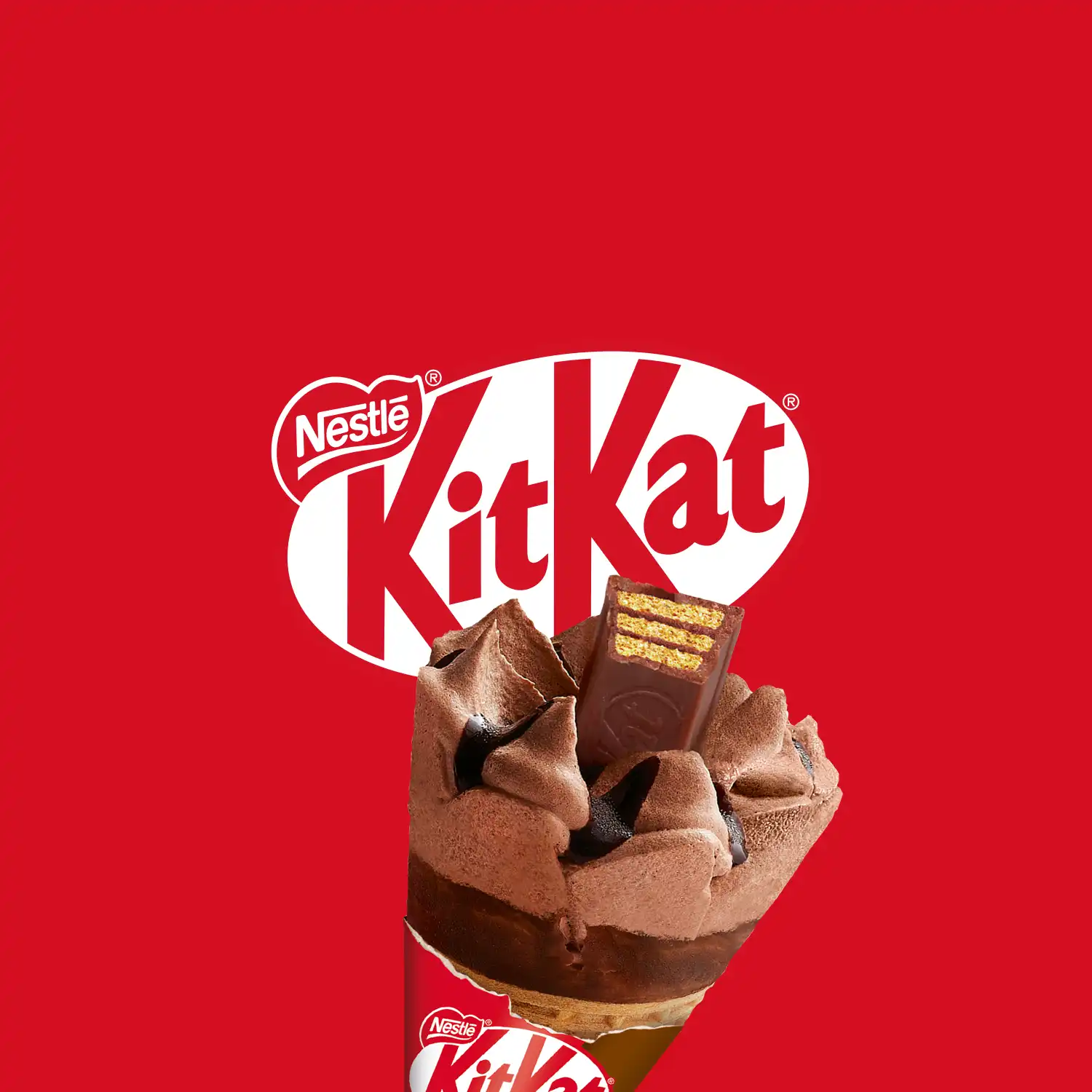 Chocolade-ijsje met KitKat chocoladereep bovenop, op een rode achtergrond met KitKat-logo.