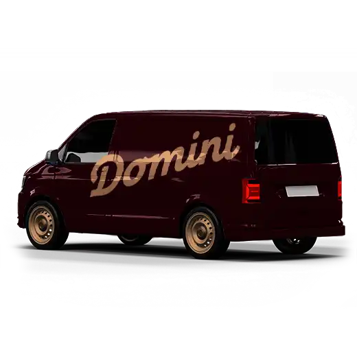 Donkerrode bestelwagen met het woord 'Domini' in grote beige letters langs de zijkant.