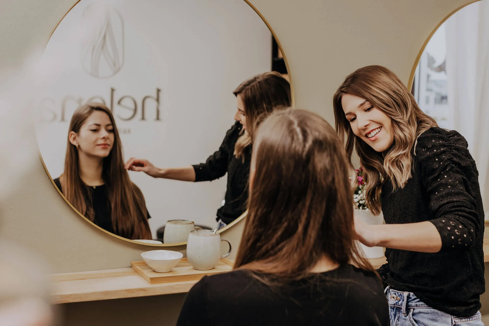 Helena-hairandmakeup Friseur Zimmer Beratung