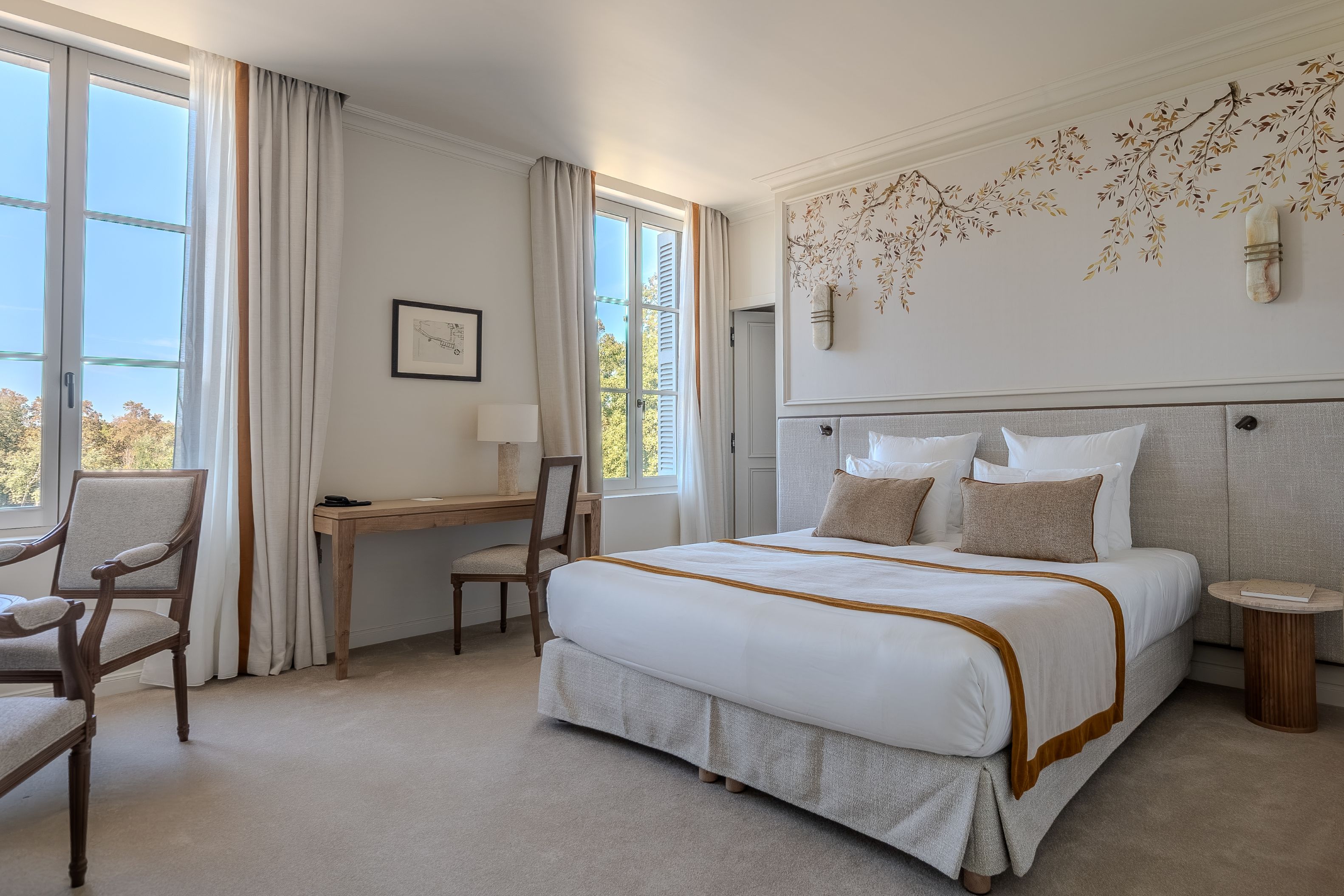 Chambre Deluxe vue château du Relais d'Amboise, château hôtel pour un weekend romantique au cœur des Châteaux de la Loire en Indre-et-Loire.