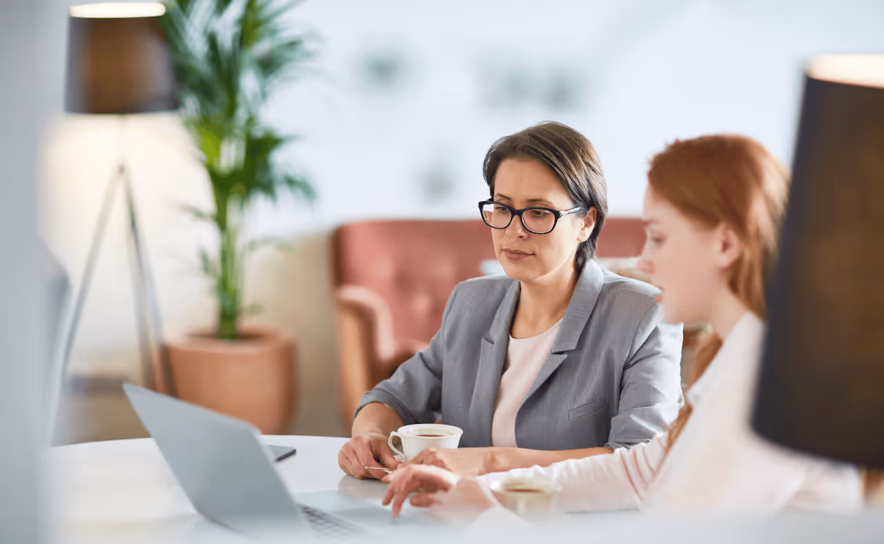 HR women