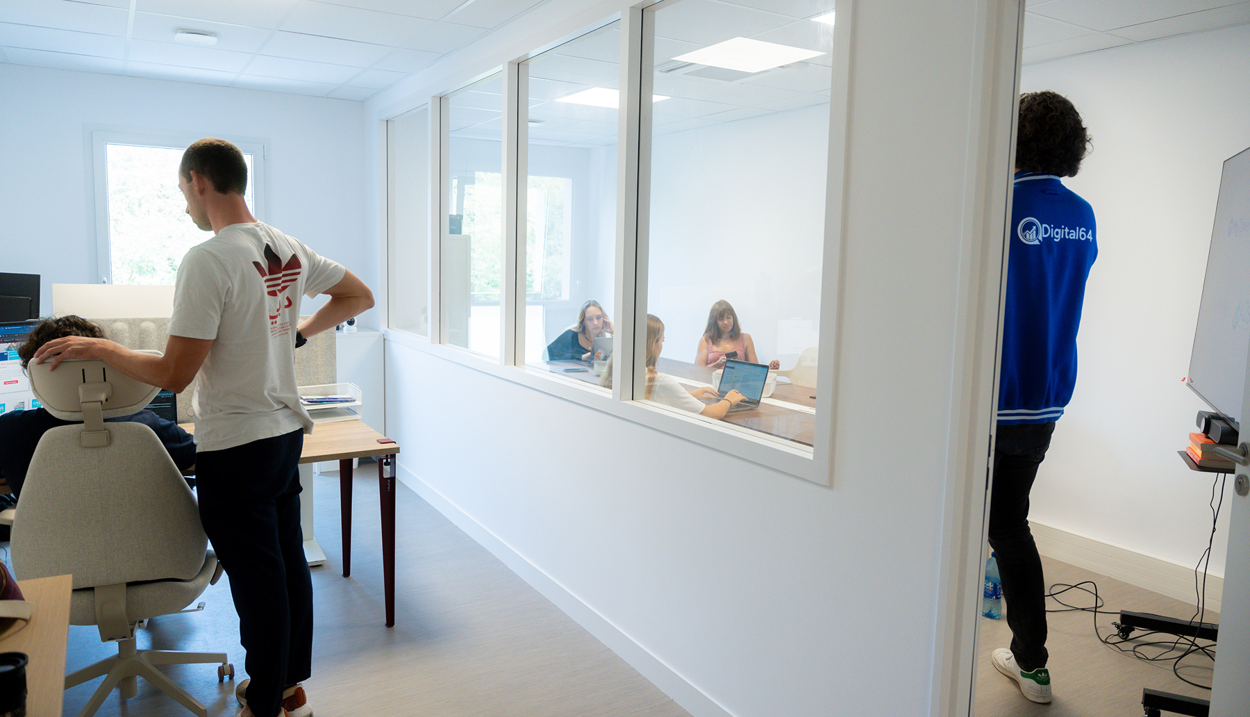 Bureaux de l'agence web Digital 64