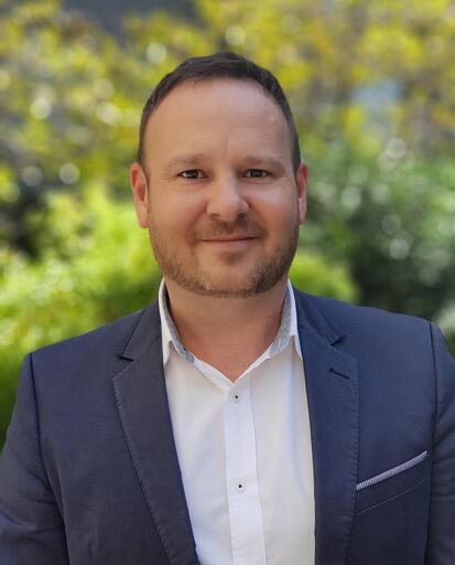 image of brainstorming session for a productivity tools business