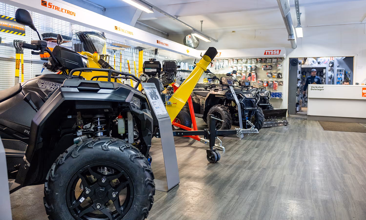 Ulike produkter for utleie hos Monsen Maskin.