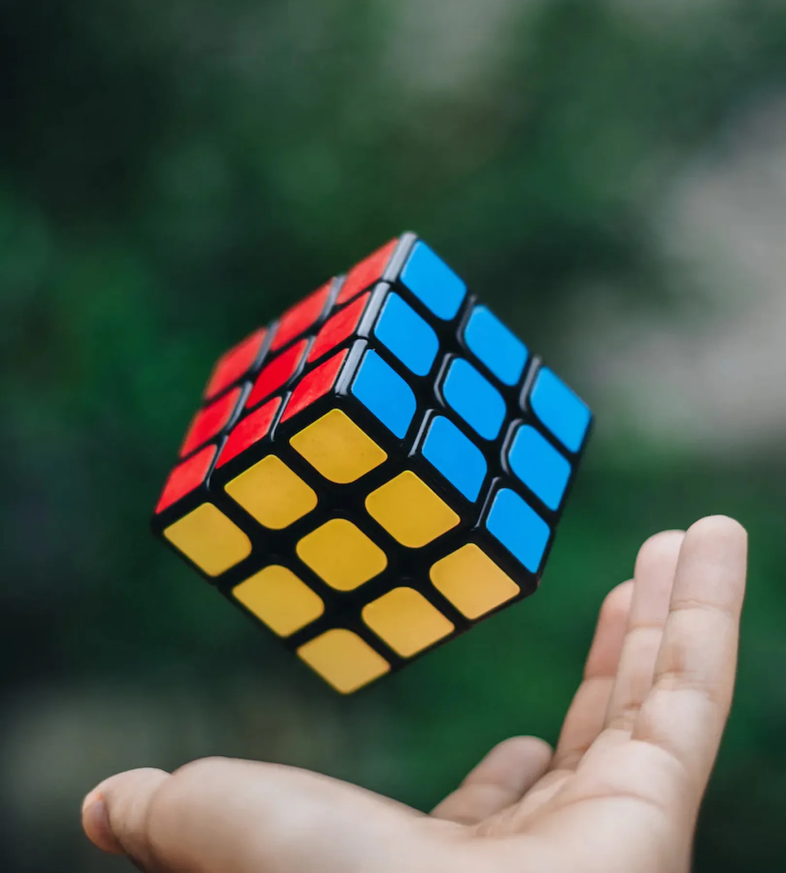 Portfolio Webflow Template - Ararat - Designed by Azwedo.com and Wedoflow.com