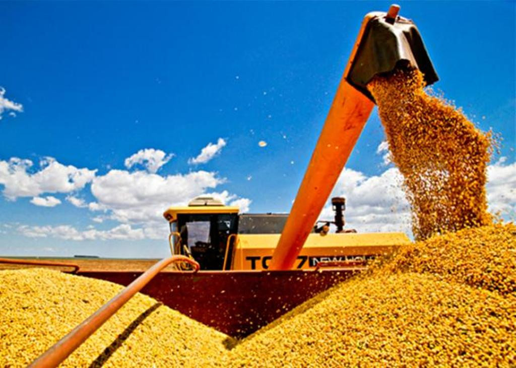 Grain handling and harvesting equipment in an agricultural operation
