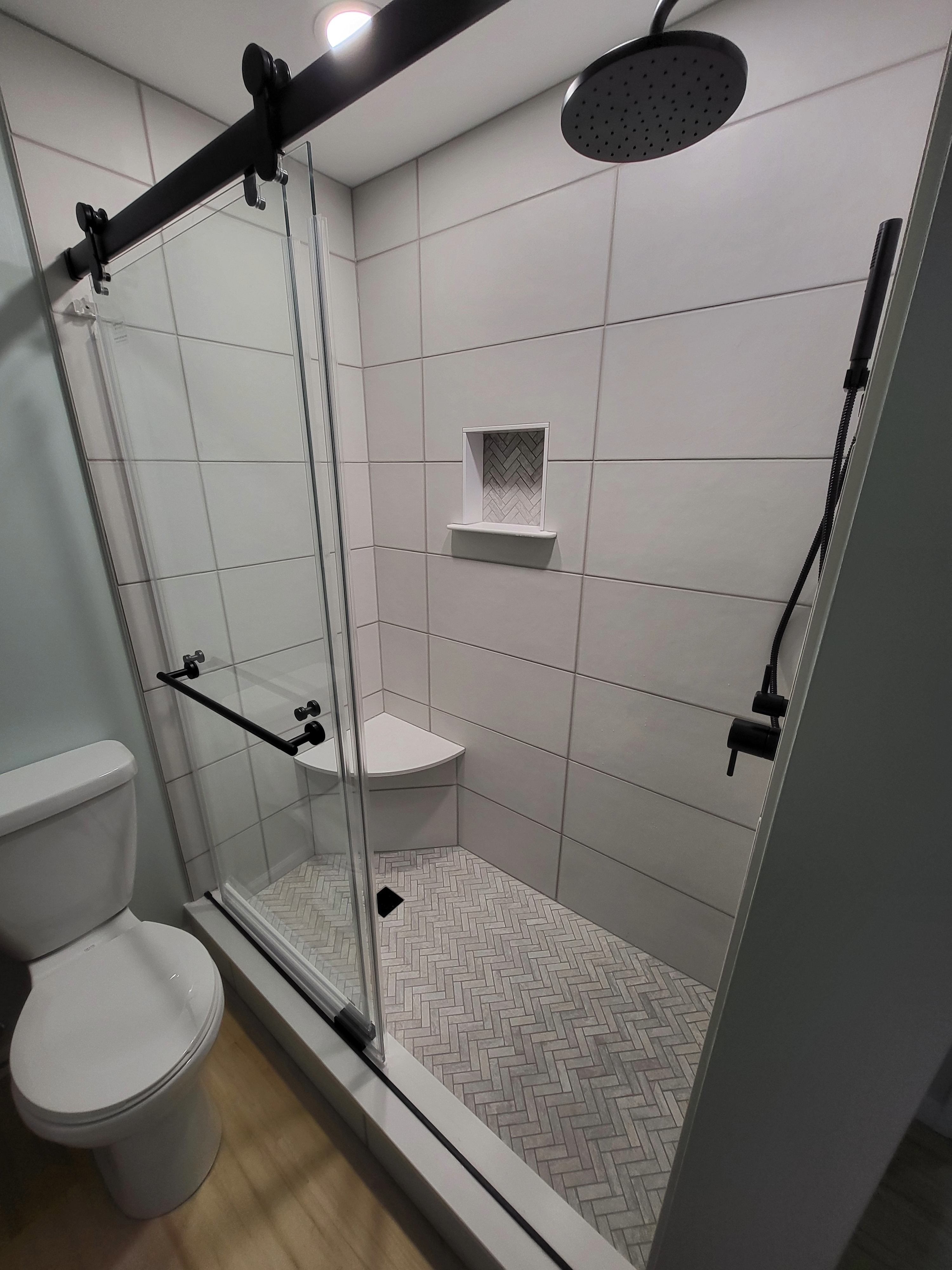 [background image] image of bathroom interior (for a plumbing service)