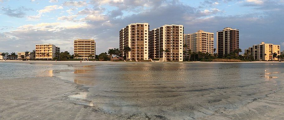 Waterfront in Fort Myers Beach, FL