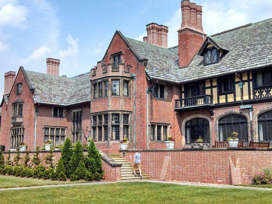 Retirement in Akron, OH