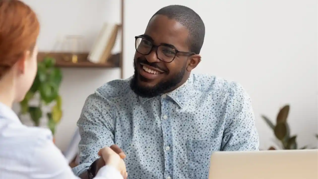 Human Resources Trends 2026: AI, Hybrid Work and Employee Wellbeing in the UK