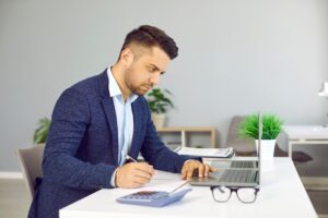 80% of savings aren't where we usually look: how a CFO thinks when profits fall