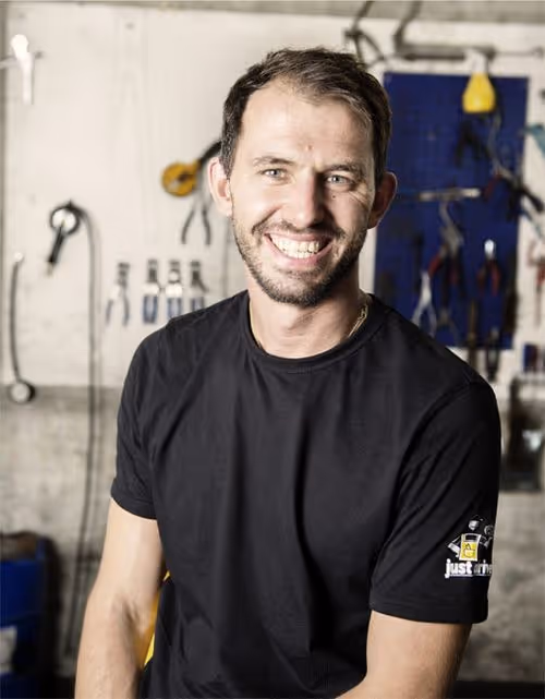 [headshot] image of a customer (for an interior design firm)