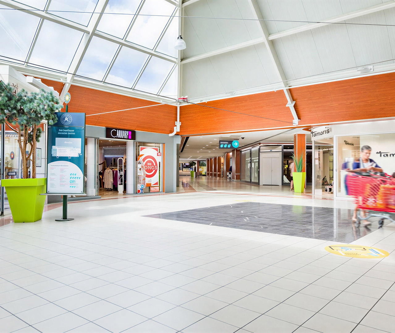 Rejoignez notre centre commercial Saint-Cyr Equatop