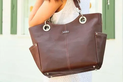 brown chelsea shouldber bag