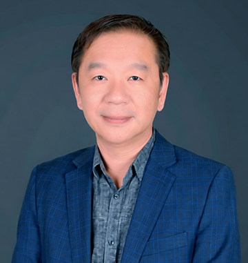 Executive Image - Kyle Weng