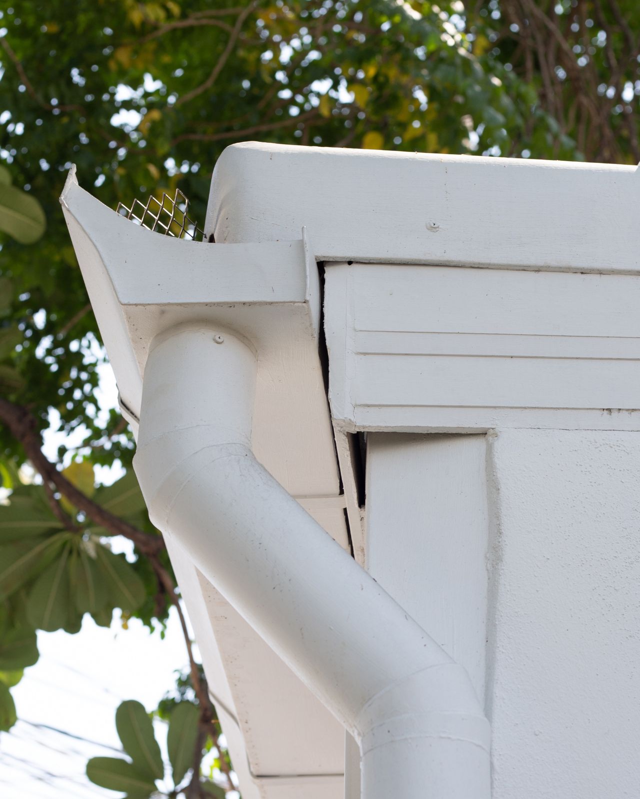 House rain gutter, Pipeline sysem