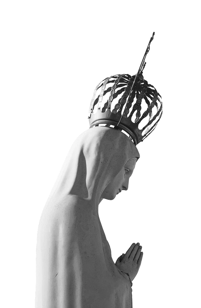 A statue of a woman with a crown on his head.