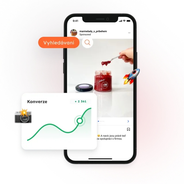 Mobilní telefon zobrazuje příspěvek Instagramu s červeným džemem a lžičkou, doplněný grafem ukazujícím konverzní růst a štítek 'Vyhledávání'.