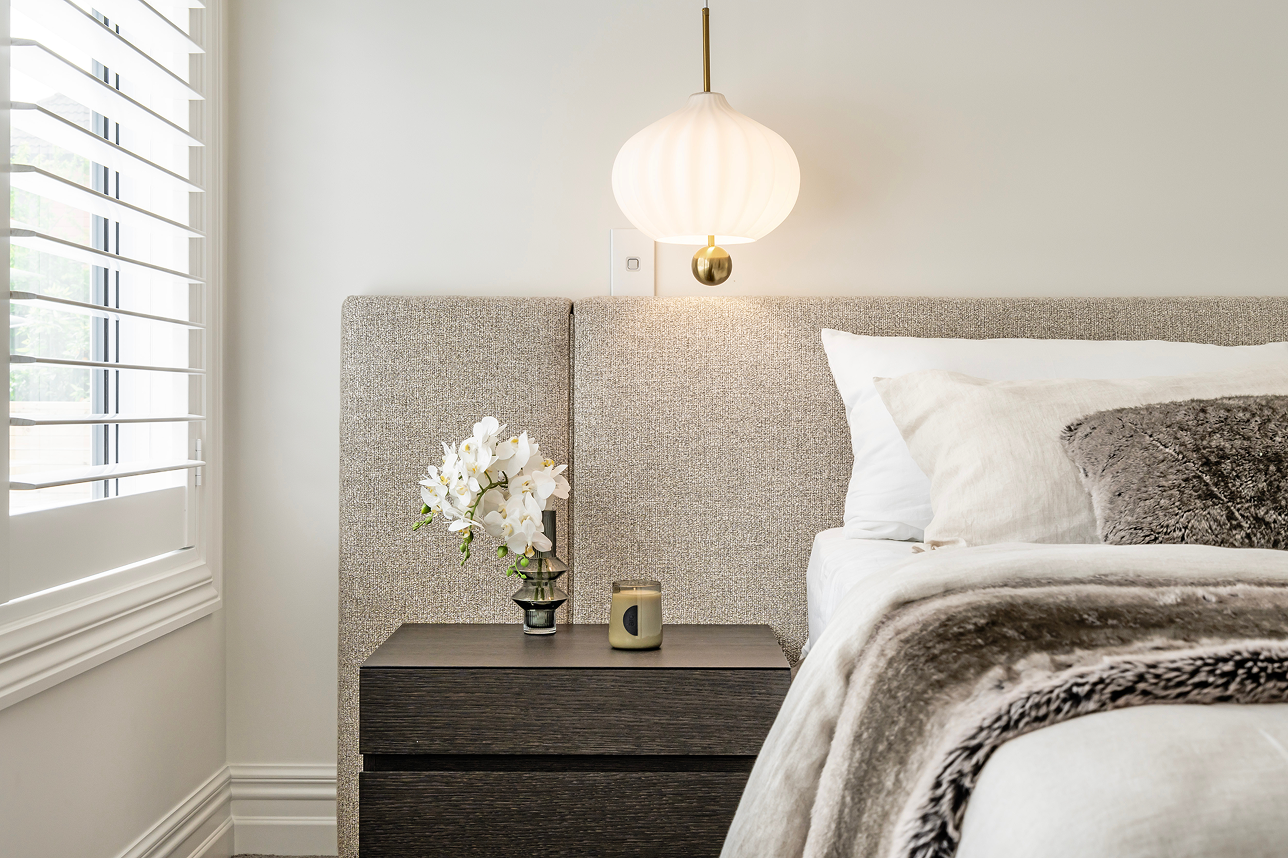 Bedroom - bed and sidetable