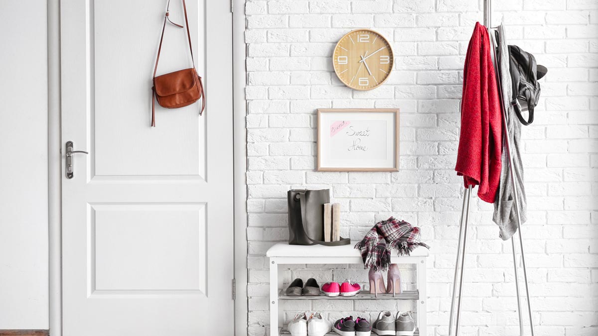 11 space saving dorm room organization tips