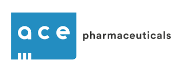 ACE Pharmaceuticals bedrijfslogo met witte letters 'ace' in blauw vierkant en zwarte tekst 'pharmaceuticals'.