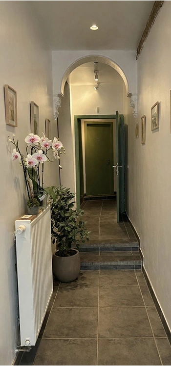 Couloir d'entrer salle de yoga