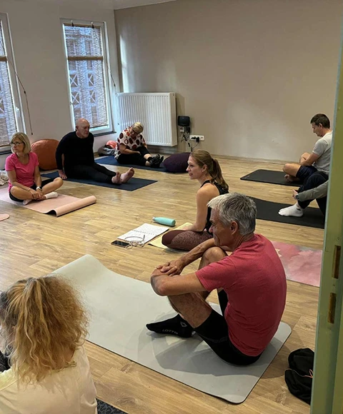 participant cours de yoga