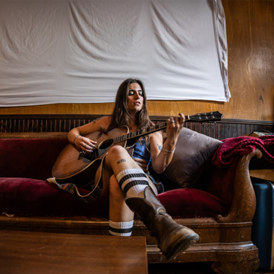 Eve Jean: Cutting Teeth in Chatt, TN