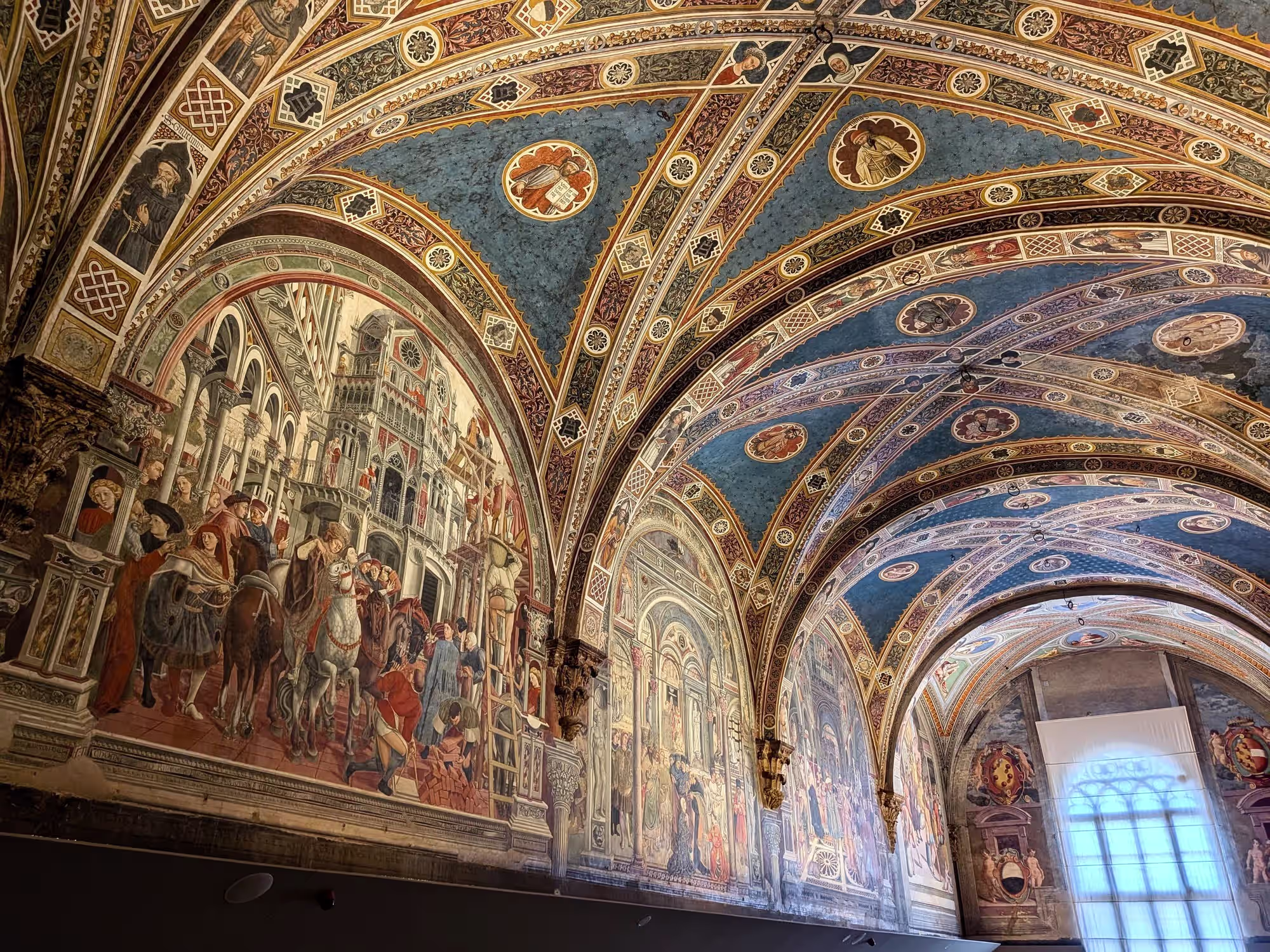 Les fresques intactes du complexe muséal Santa Maria della Scala