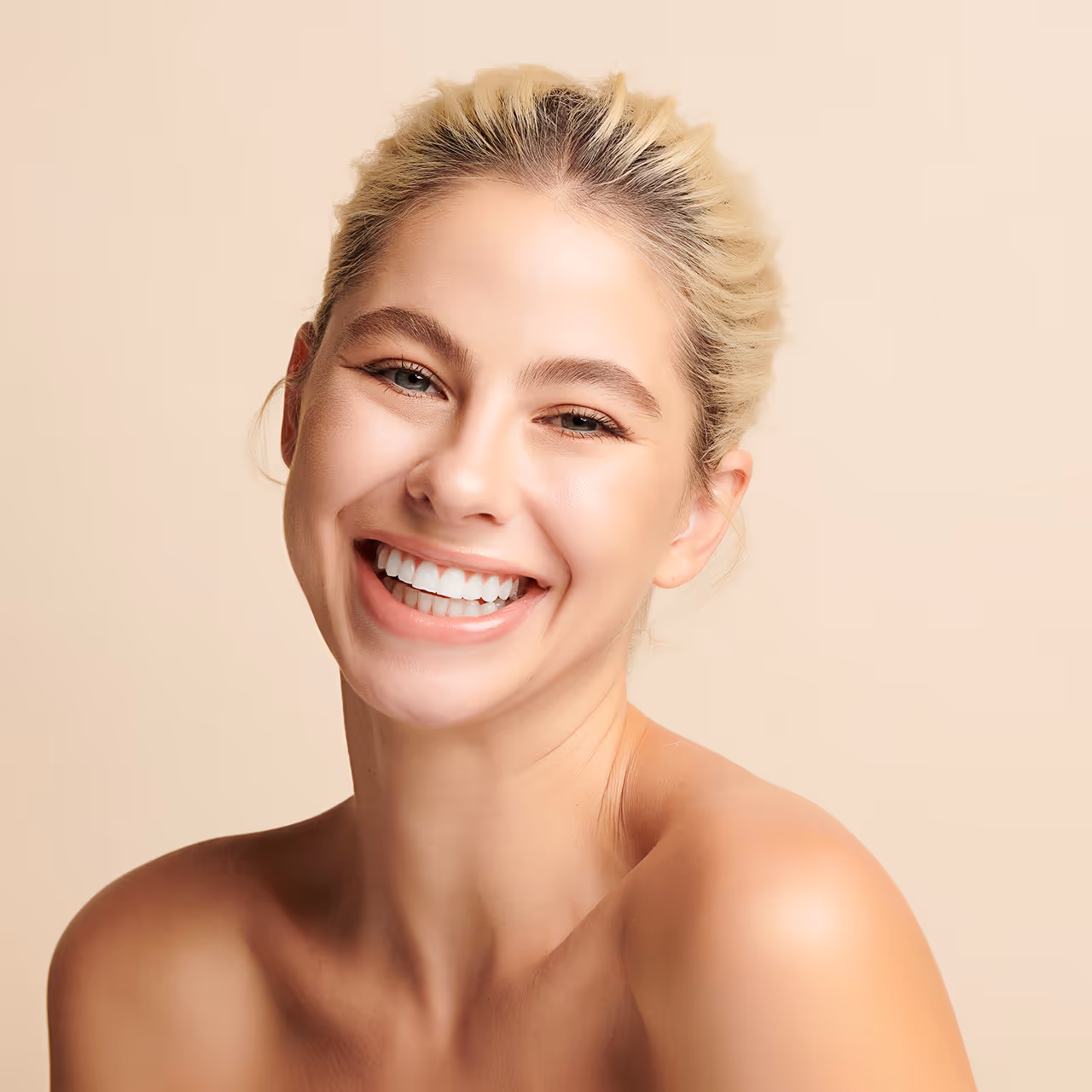 Professional teeth whitening and Invisalign clear aligners treatment results