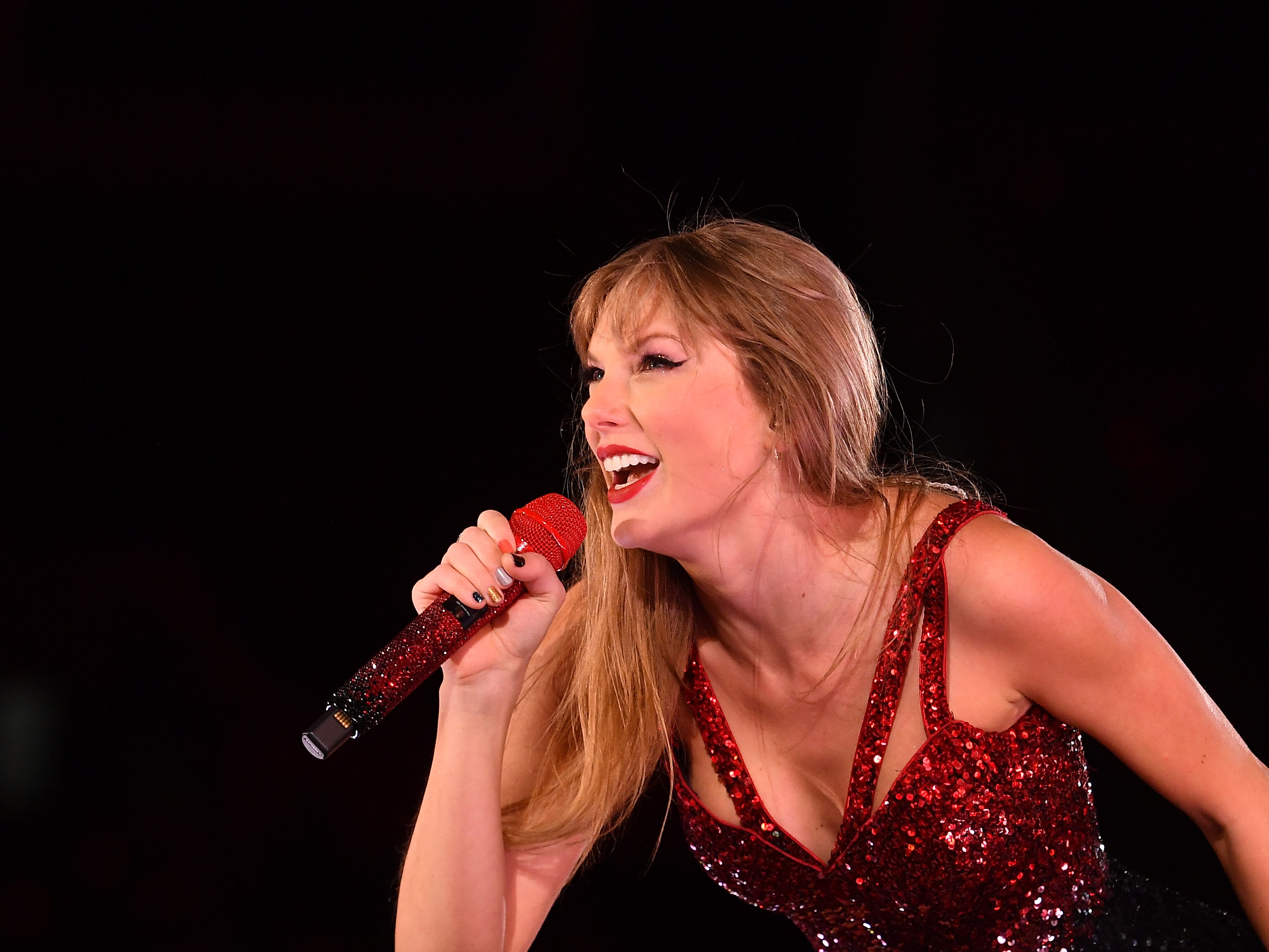 Taylor Swift Updates “Karma” Lyrics in Nod to Travis Kelce | Vanity Fair