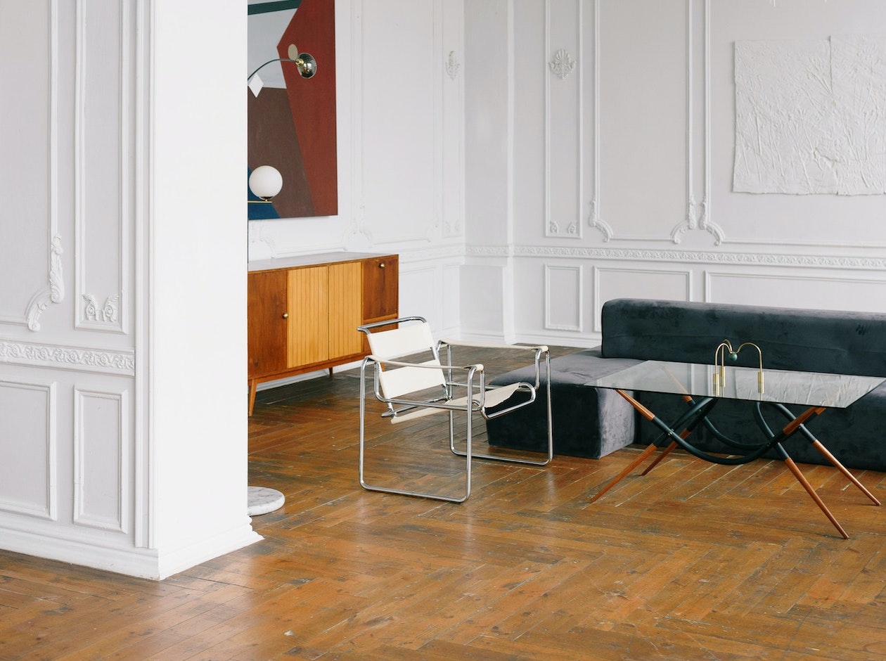 how to clean when having guests over