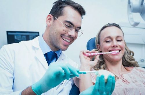 Complete Family Dental Care in Etobicoke at Six Points Plaza Dental