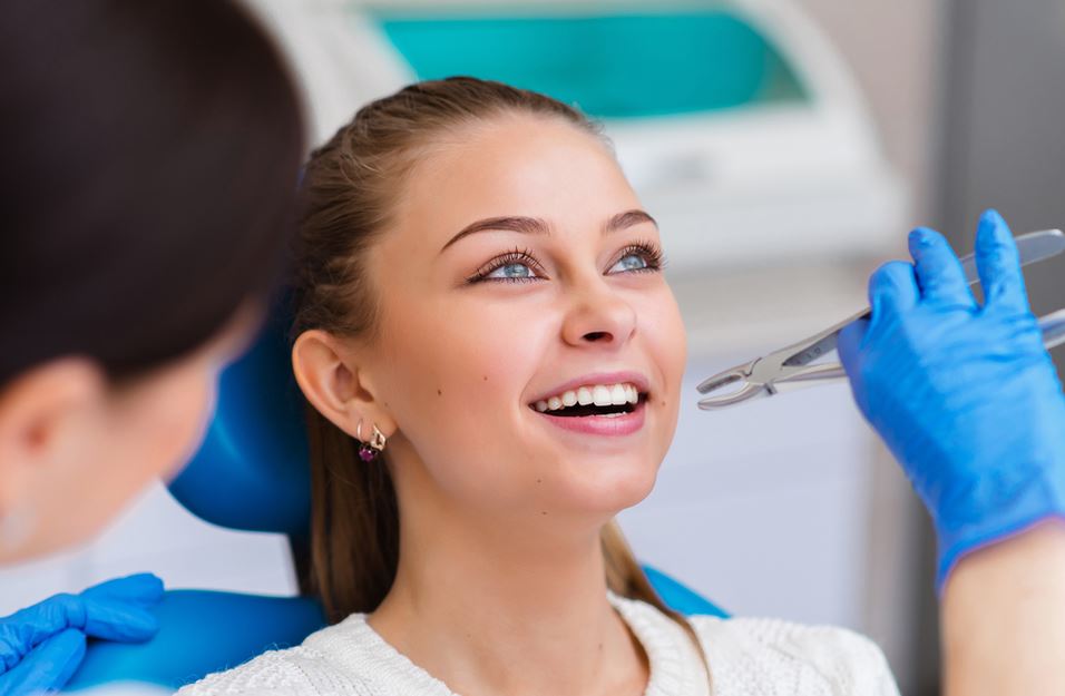 Looking for an Affordable Dentist in Etobicoke? Start With the Care You Need