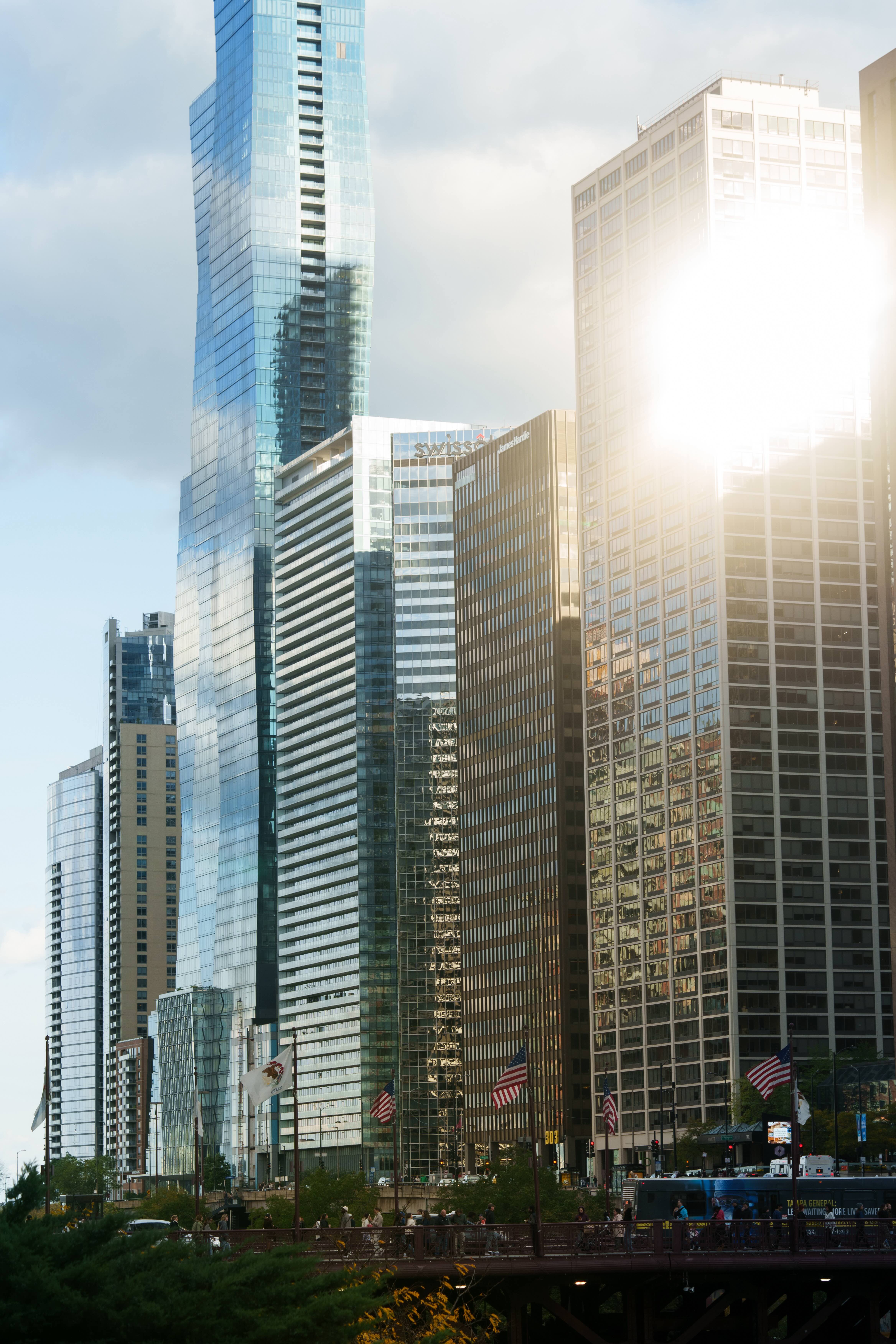 <subject>[headshot] image of customer (for a productivity tools business)</subject>