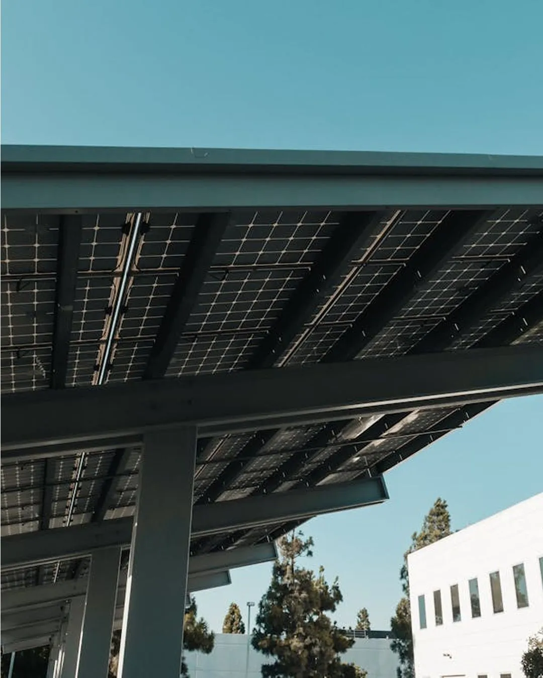 Abstract digital infrastructure grid symbolizing the secure API integration with Montu’s Circuit portal.