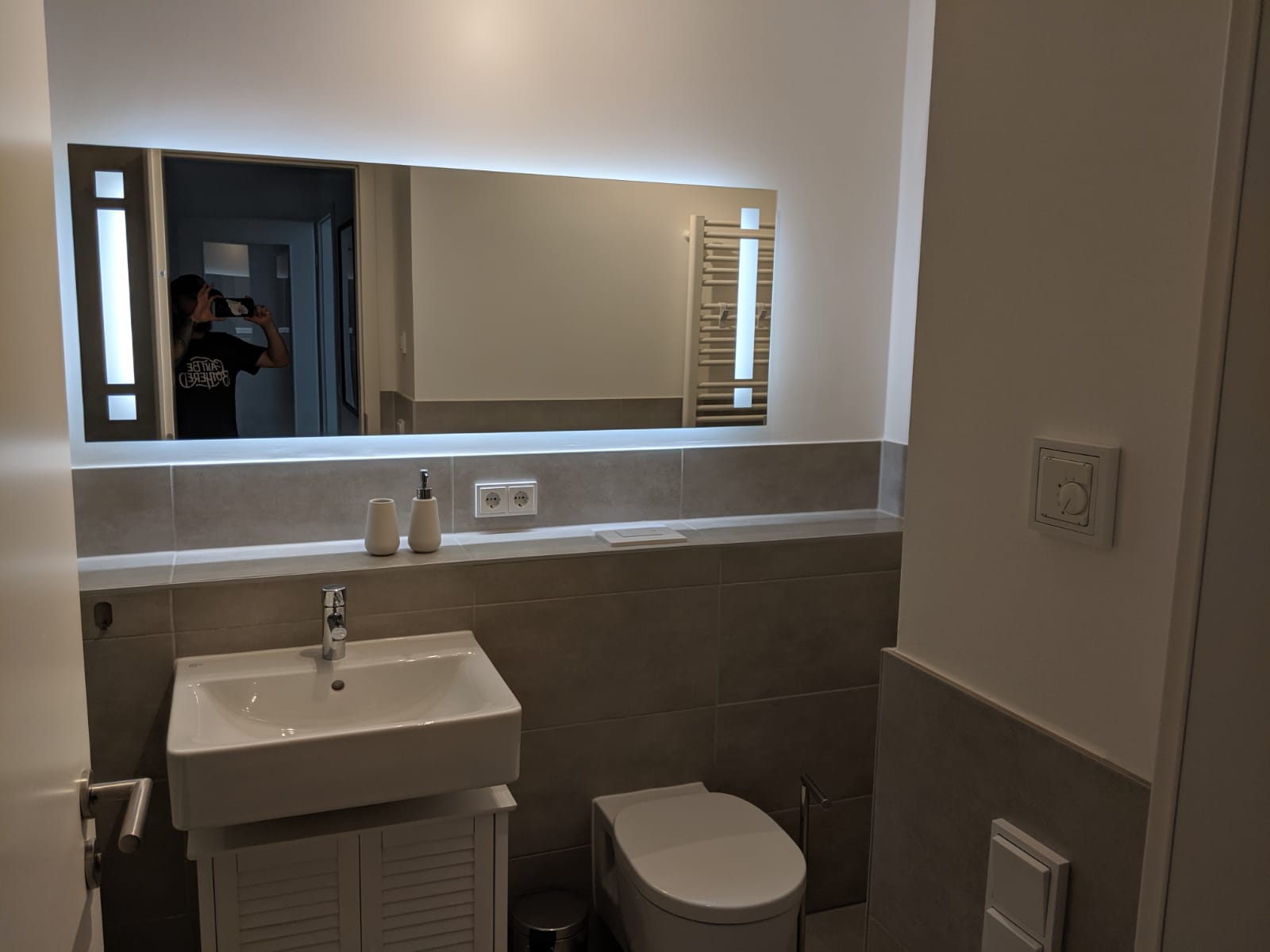 Umzugsteam Berlin nach Umzug und Einrichtung des neuen Badezimmers