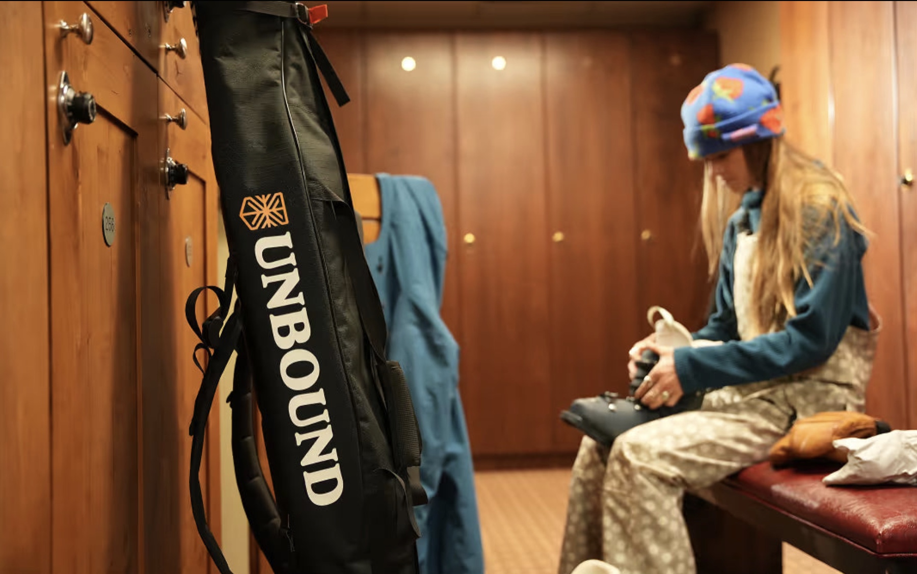 A Ski Bag Checklist for Gift-Buyers