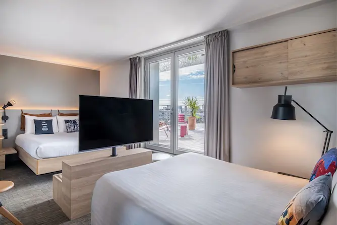 suite avec espace de travail