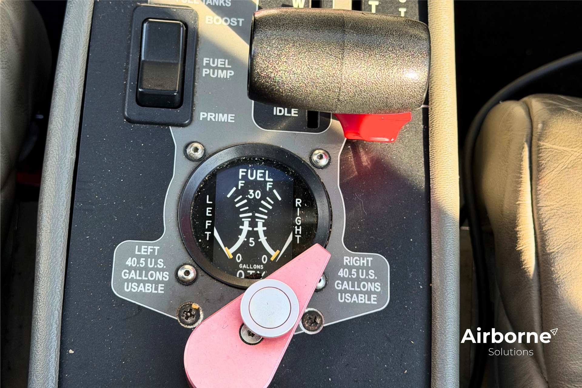 2003 Cirrus SR22, photo 17