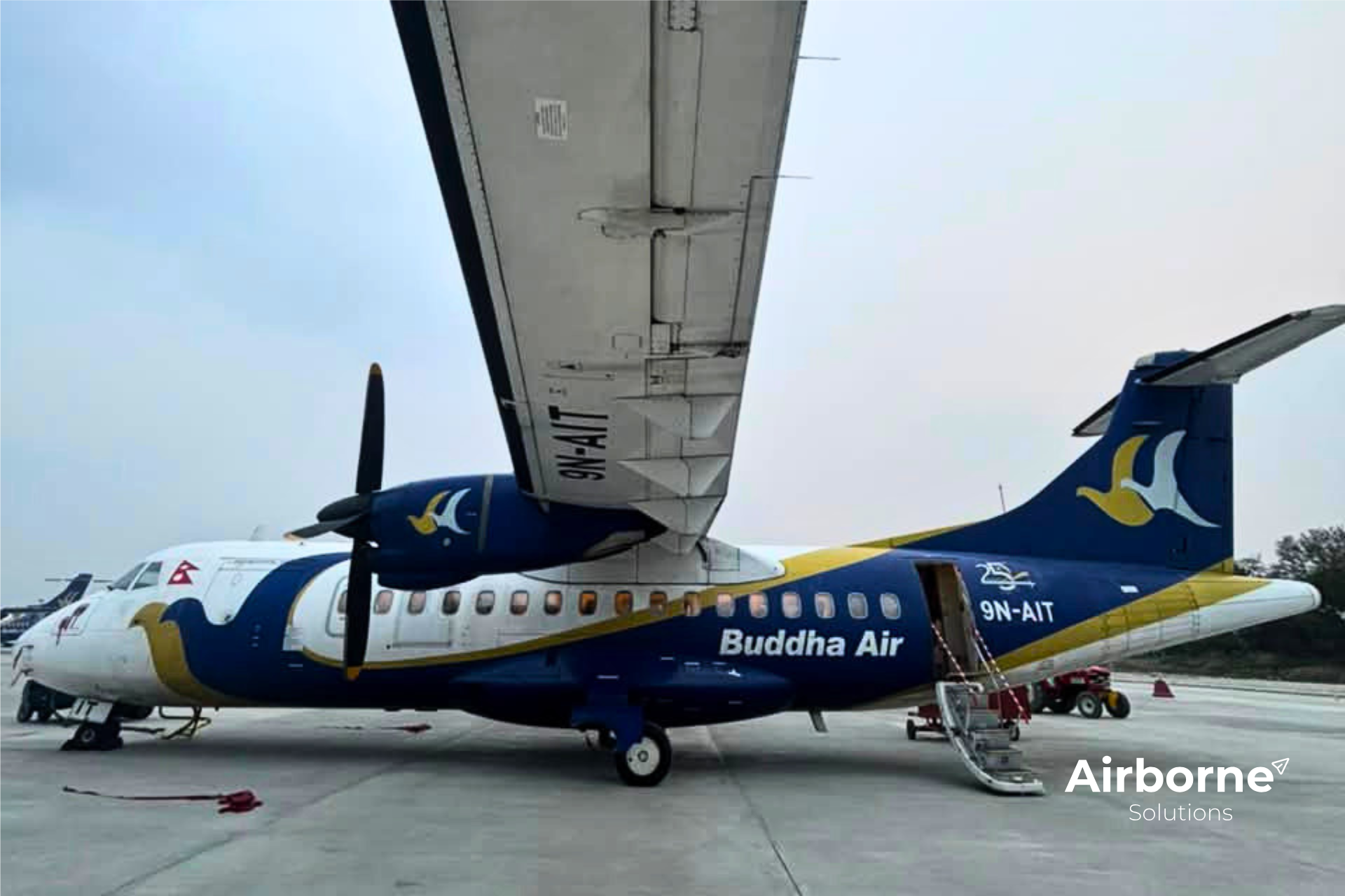 1996 ATR42-320, photo 2